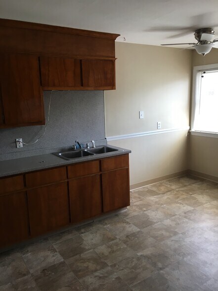 284-290 Pedricktown Rd, Logan Township, NJ à vendre - Photo de l’immeuble – Image 2 sur 16