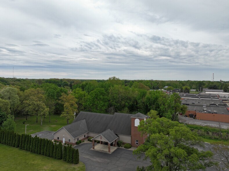 77 E 50 N, Winamac, IN à vendre - Photo de l’immeuble – Image 3 sur 38
