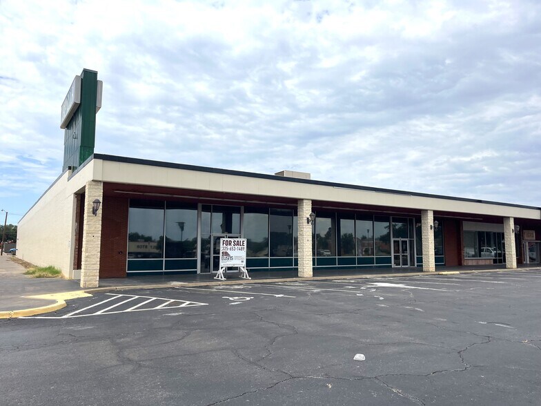 2100-2230 W Beauregard Ave, San Angelo, TX à vendre - Photo de l’immeuble – Image 2 sur 10