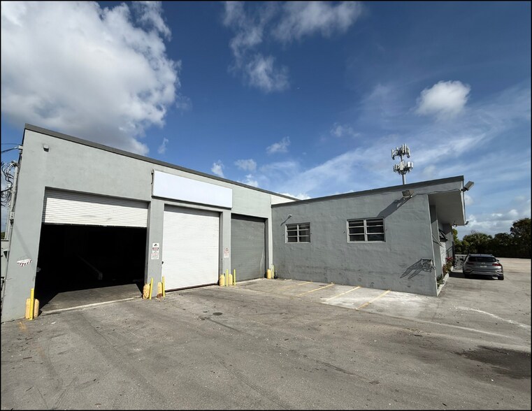 901 NW 31st Ave, Fort Lauderdale, FL à louer - Photo de l’immeuble – Image 3 sur 15