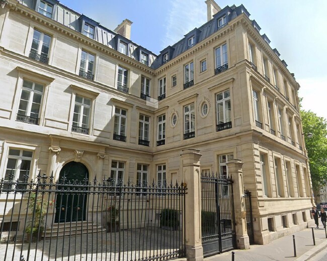 Plus de détails pour 8 Rue De Presbourg, Paris - Bureau, Industriel/Logistique à louer
