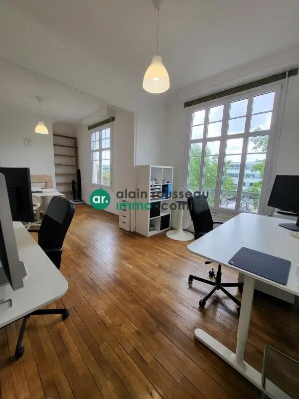 Bureau dans Angers à louer Photo de l’immeuble– Image 1 sur 8