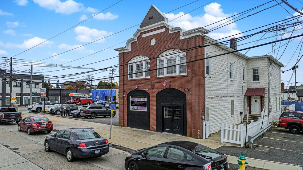 Portfolio portefeuille de 2 biens à vendre sur LoopNet.fr - Photo de l’immeuble – Image 3 sur 45