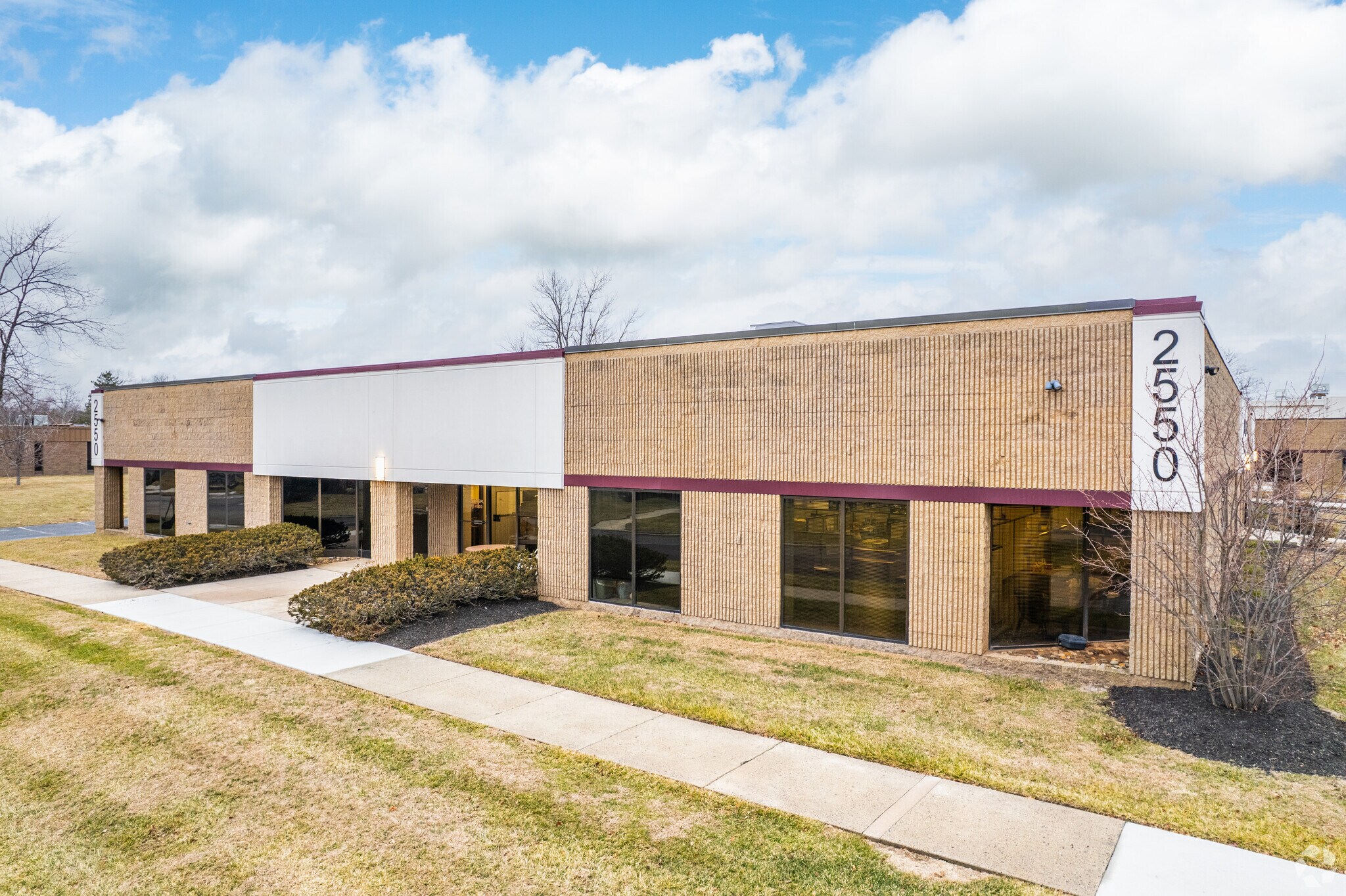 2550 Eisenhower Ave, Norristown, PA à louer Photo principale– Image 1 sur 6