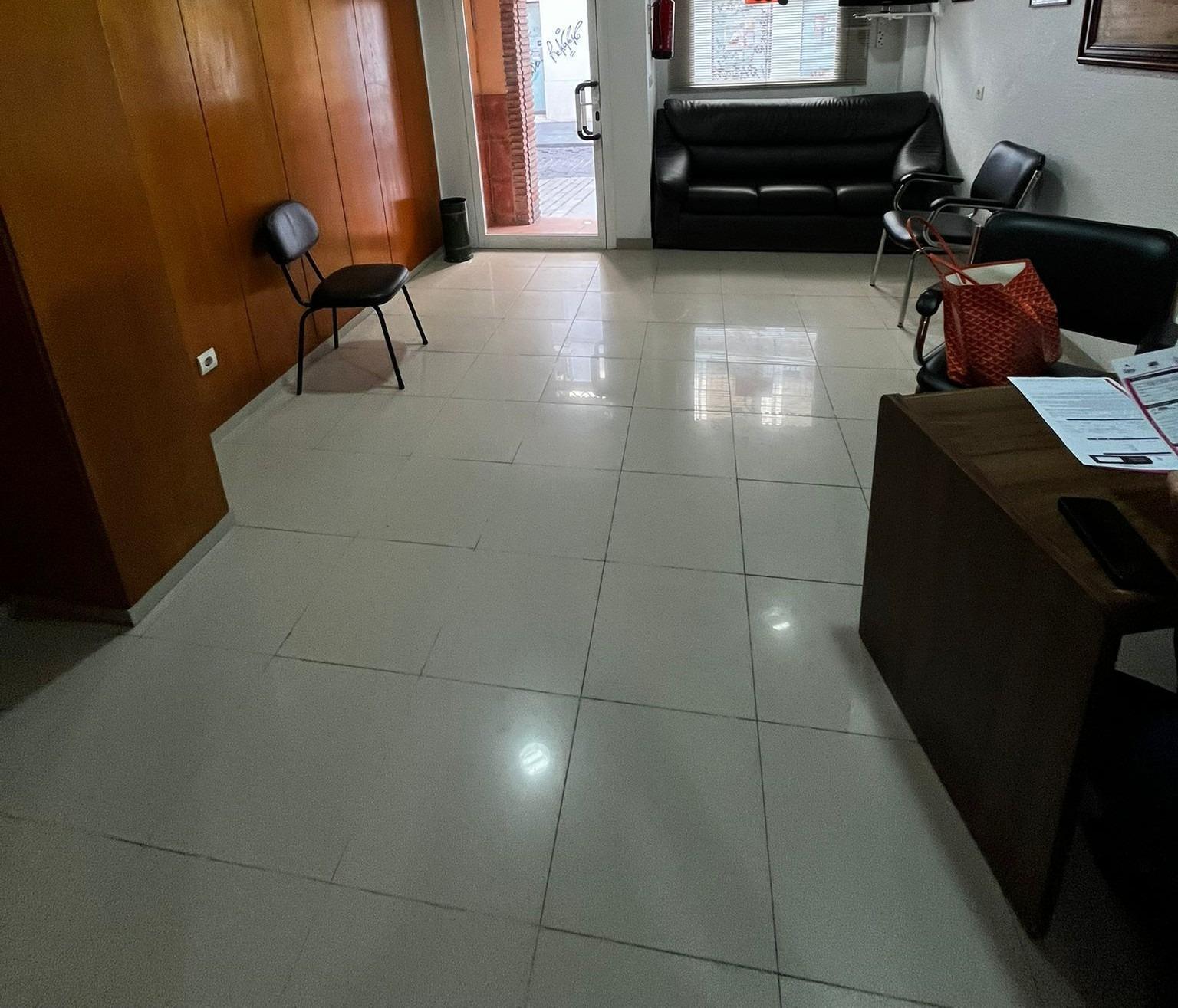 Local commercial dans Córdoba, Córdoba à vendre Photo intérieure– Image 1 sur 9