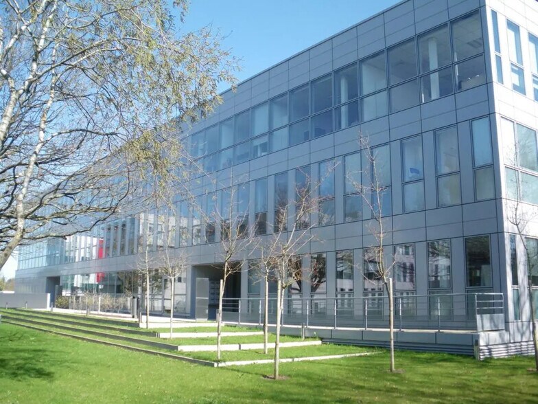 9 Impasse Claude Nougaro, Saint-Herblain à louer - Photo de l’immeuble – Image 1 sur 8