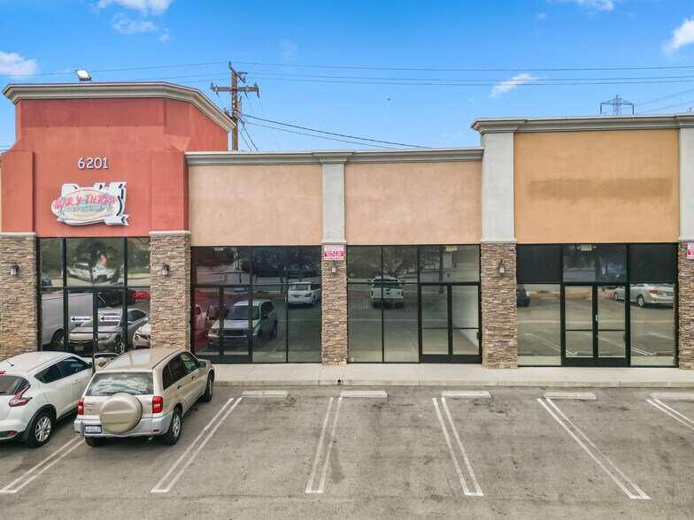 6201 Whittier Blvd, Los Angeles, CA à louer - Photo de l’immeuble – Image 3 sur 8