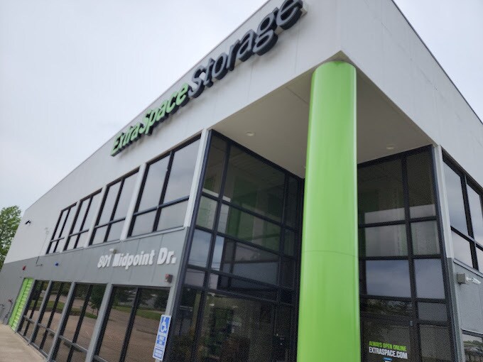 801 Midpoint Dr, O'Fallon, MO à louer Photo de l’immeuble– Image 1 sur 5