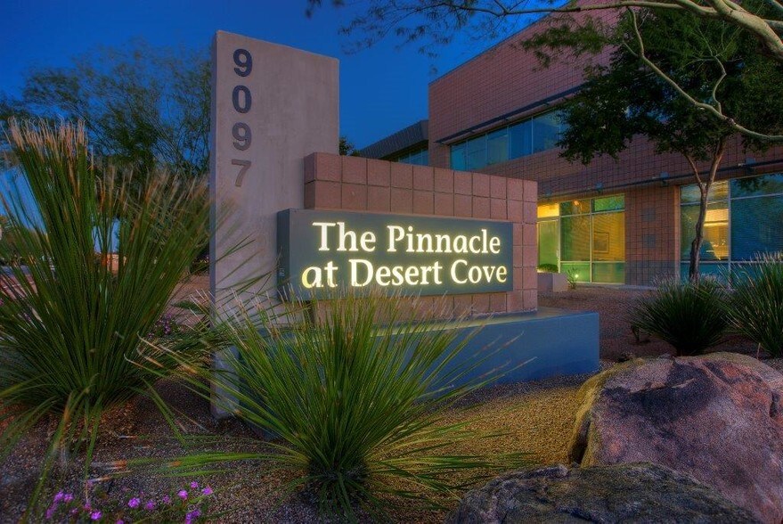 9097 E Desert Cove Dr, Scottsdale, AZ à vendre - Photo de l’immeuble – Image 3 sur 20