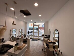 Local commercial dans Vanves à louer Photo intérieure– Image 2 sur 19