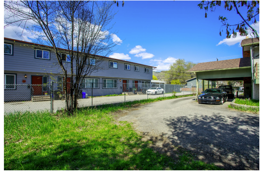 3706 24 Av, Vernon, BC à vendre - Photo de l’immeuble – Image 1 sur 10