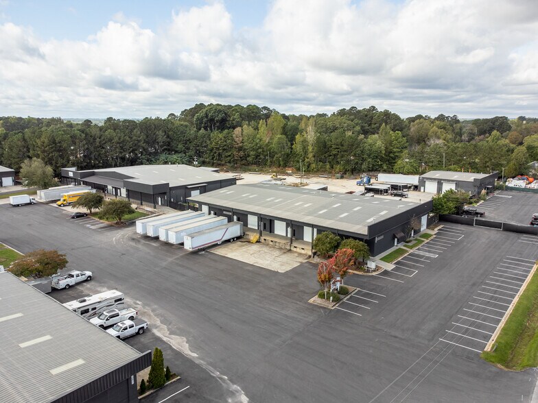 10371 Old Atlanta Hwy, Covington, GA à louer - Photo de l’immeuble – Image 1 sur 2