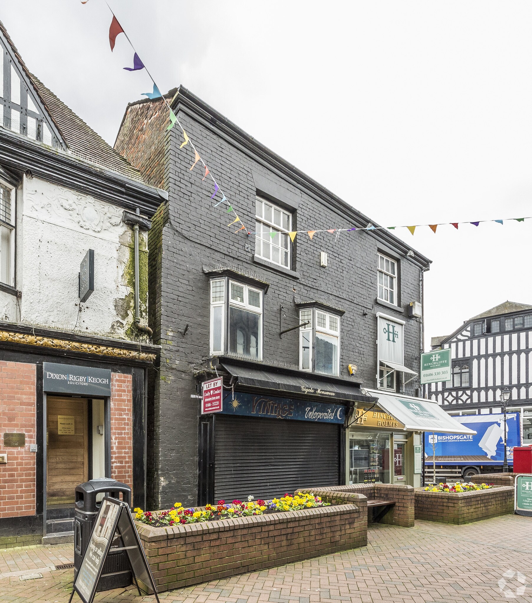 30 High St, Northwich à louer Photo principale– Image 1 sur 4