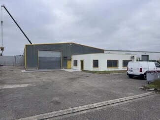 Plus de détails pour Bureau, Local d'activités à louer