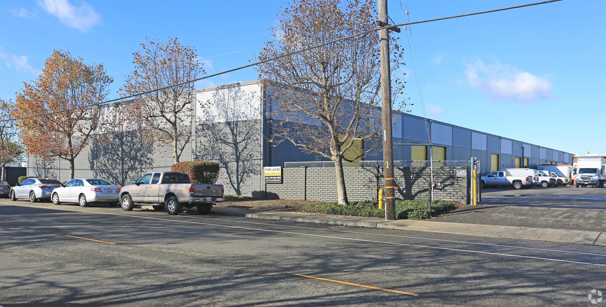 2116-2132 Adams Ave, San Leandro, CA à louer Photo de l’immeuble– Image 1 sur 4