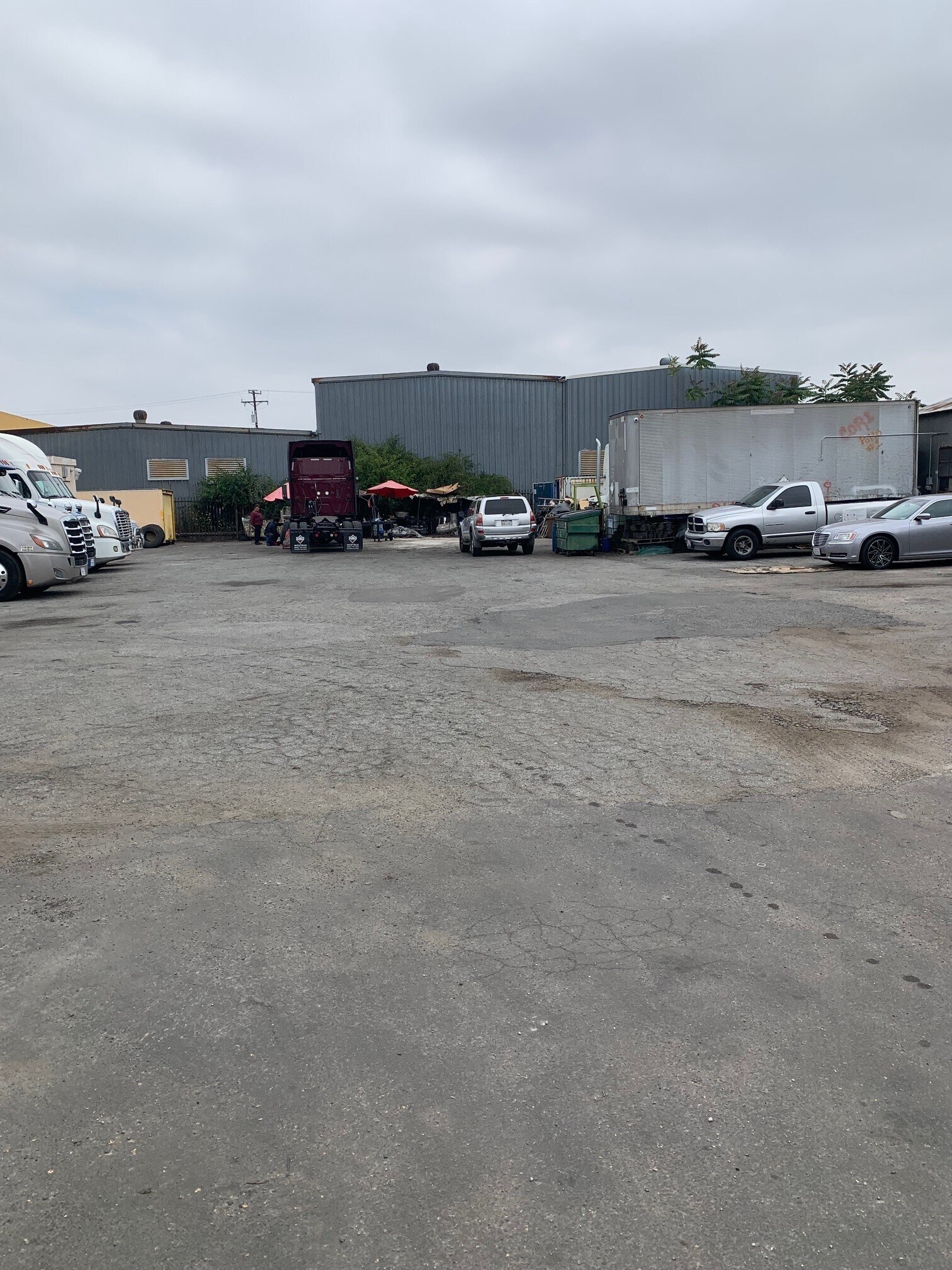 5140 Chakemco St, South Gate, CA à vendre Photo principale– Image 1 sur 4