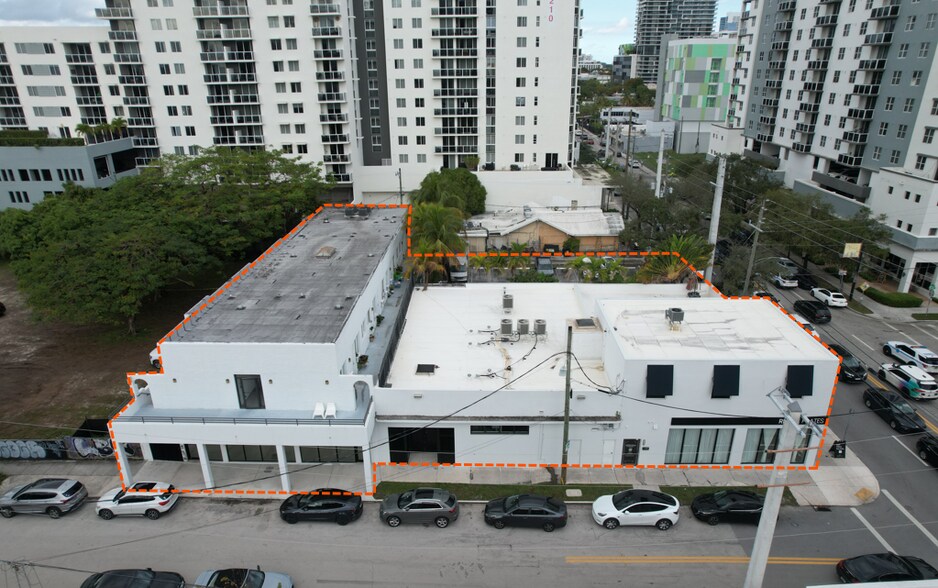 Edgewater + Midtown Retail Corner portefeuille de 2 biens à vendre sur LoopNet.fr - Photo de l’immeuble – Image 1 sur 16