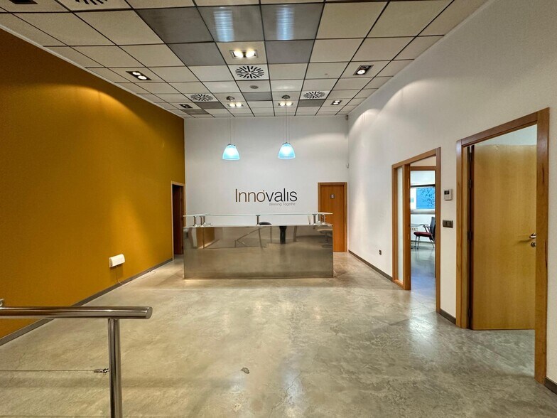 Carrer de Gutiérrez Mellado, S/N, L'Alcúdia, Valencia à vendre - Photo de l’immeuble – Image 3 sur 45