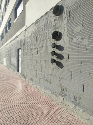 Plus de détails pour Local commercial à louer