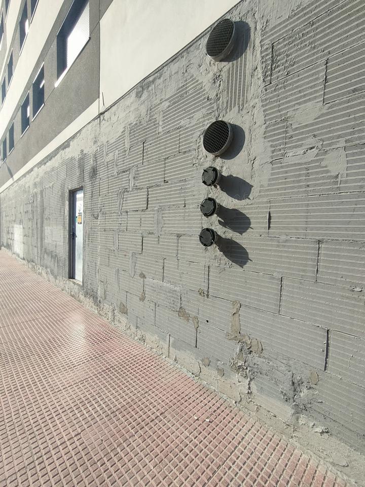 Local commercial dans Alcalá de Henares, Madrid à louer Photo intérieure– Image 1 sur 4