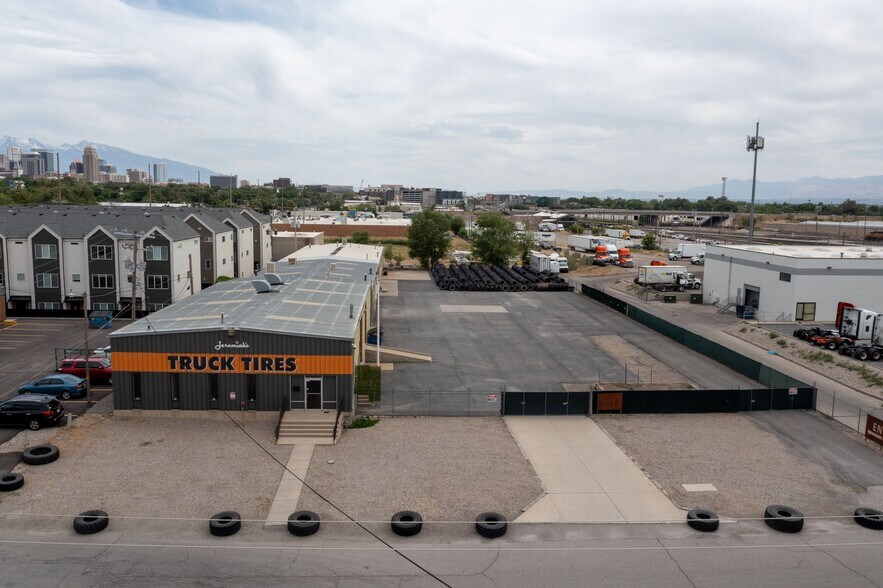 425 W 800 N, Salt Lake City, UT à louer - Photo de l’immeuble – Image 3 sur 14
