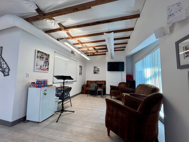 104 W Anapamu St, Santa Barbara, CA à louer - Photo intérieure – Image 2 sur 24