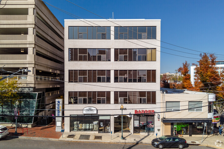 4905 Del Ray Ave, Bethesda, MD à louer - Photo de l’immeuble – Image 2 sur 7