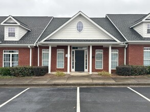 110 Evans Mill Dr, Dallas, GA à louer Photo de l’immeuble– Image 1 sur 6
