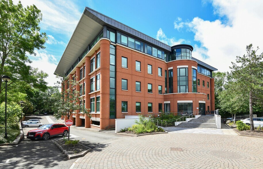 Bickenhill Ln, Birmingham à louer - Photo de l’immeuble – Image 2 sur 25