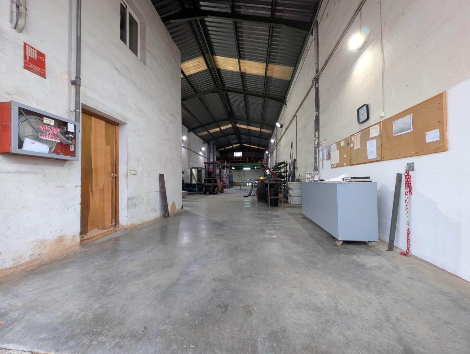 Industriel/Logistique dans Catarroja, Valencia à vendre Photo intérieure– Image 1 sur 25