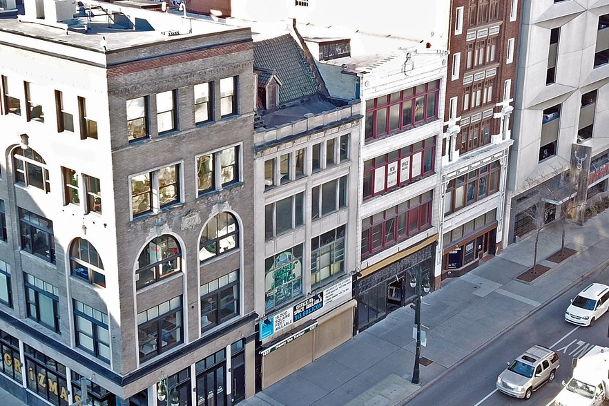 1307 Broadway St, Detroit, MI à louer - Photo de l’immeuble – Image 1 sur 8