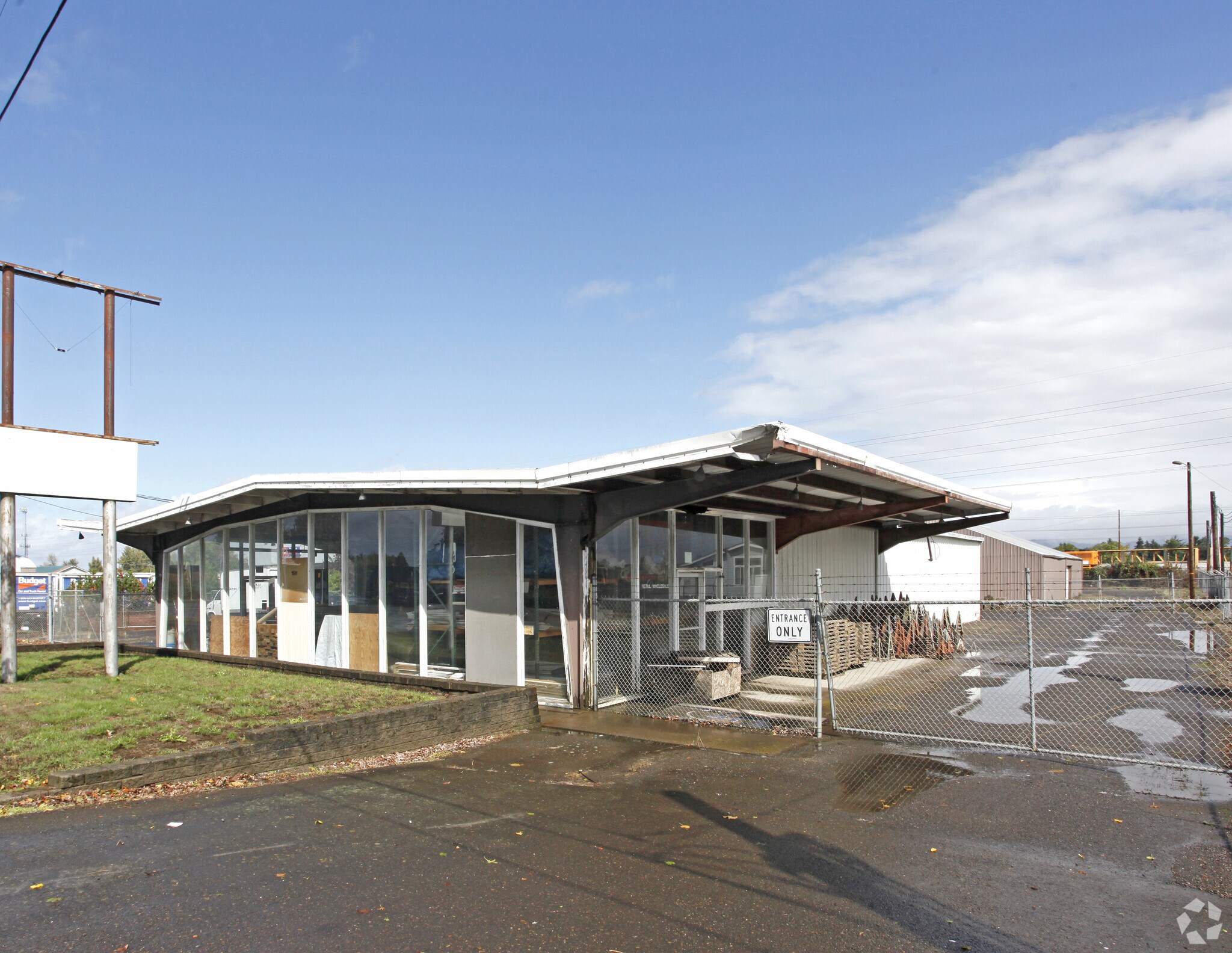 1511 Or-99 Hwy, Eugene, OR à louer Photo principale– Image 1 sur 3