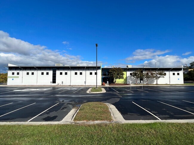 Plus de détails pour 119 Cane Creek Blvd, Danville, VA - Industriel/Logistique aux enchères