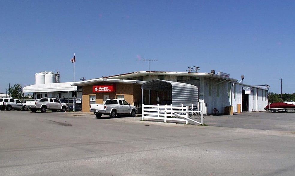 801 Crosby St, Roanoke, TX à vendre - Photo principale – Image 1 sur 4
