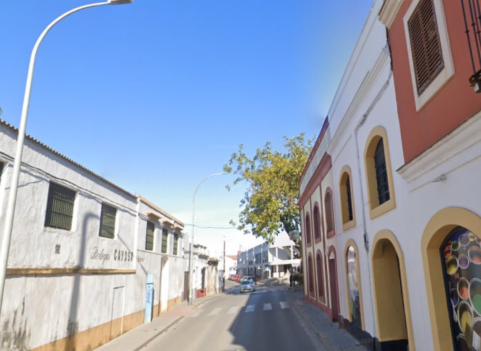 Plaza Cruz de Mayo, Sanlúcar de Barrameda, Cádiz à vendre - Photo de l’immeuble – Image 3 sur 3