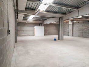 Industriel/Logistique dans Olesa de Montserrat, Barcelona à louer Plan d’étage– Image 1 sur 7