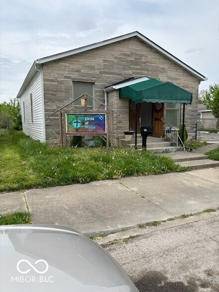 120 N 4th Ave, Beech Grove, IN à vendre - Photo principale – Image 1 sur 6