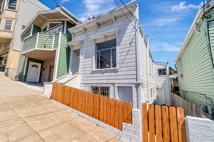 589 Texas St, San Francisco, CA à vendre - Photo de l’immeuble – Image 2 sur 72