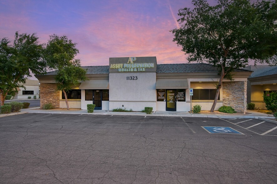 11327 W Bell Rd, Surprise, AZ à louer - Photo de l’immeuble – Image 3 sur 11