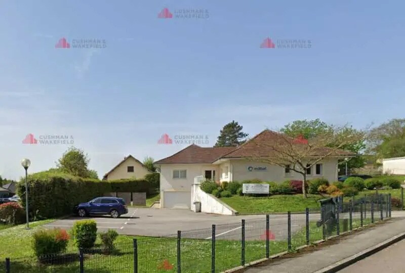 Bureau dans École-Valentin à louer - Photo de l’immeuble – Image 1 sur 5