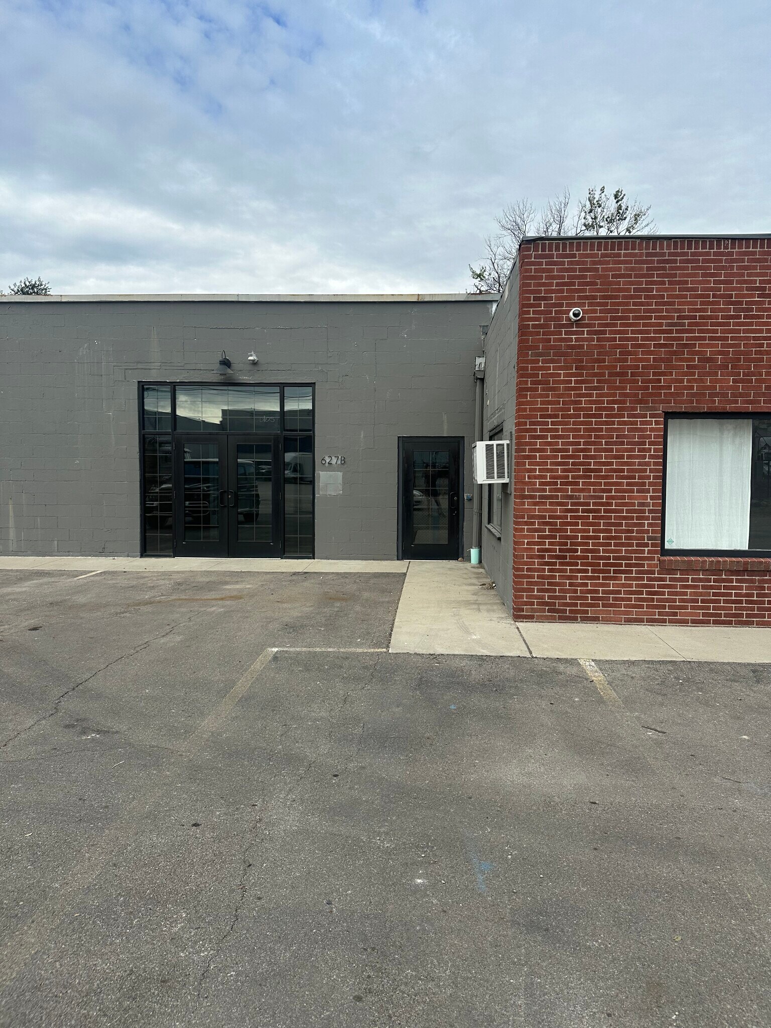 627-655 N Cassady Ave, Columbus, OH à louer Photo principale– Image 1 sur 7