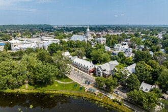 275 Boul Des Braves, Terrebonne, QC - VUE AÉRIENNE  vue de carte