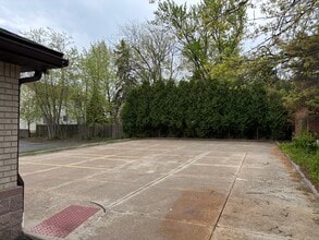 4338 Mayfield Rd, Cleveland, OH à vendre Photo de l’immeuble– Image 2 sur 6
