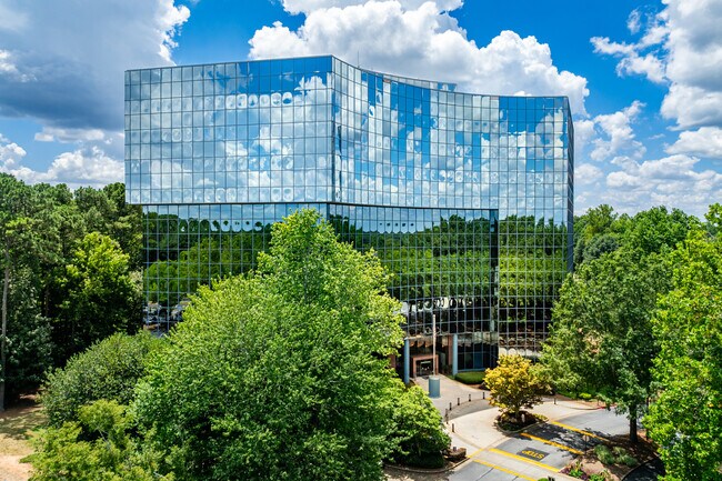 Plus de détails pour 100 Crescent Center Pkwy, Tucker, GA - Bureau, Bureau/Médical à louer