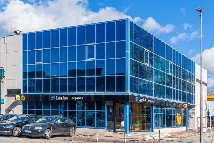 Calle Primavera, 35, Torrejón de Ardoz, Madrid à vendre - Photo de l’immeuble – Image 3 sur 4