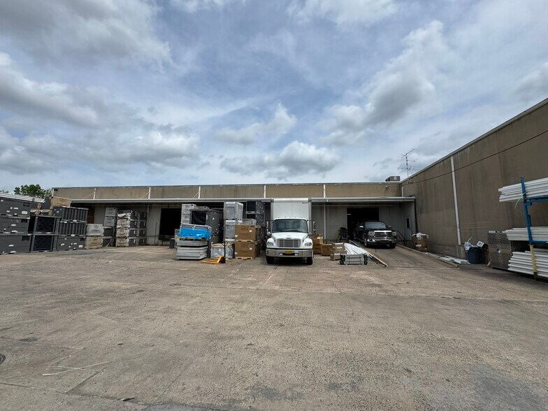 2000 E Roosevelt Rd, Little Rock, AR à louer - Photo de l’immeuble – Image 2 sur 10