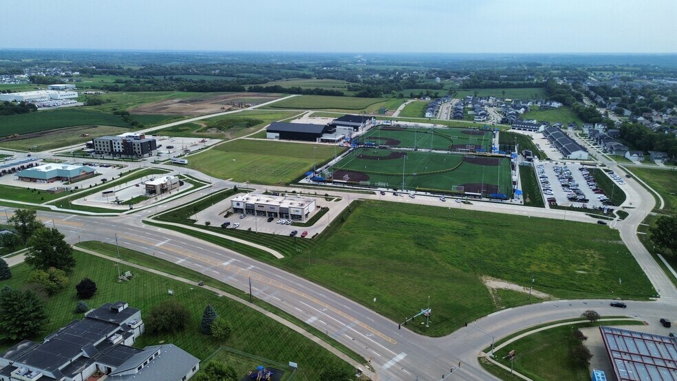 Chatam Ave, Norwalk, IA à vendre - Photo de l’immeuble – Image 2 sur 4