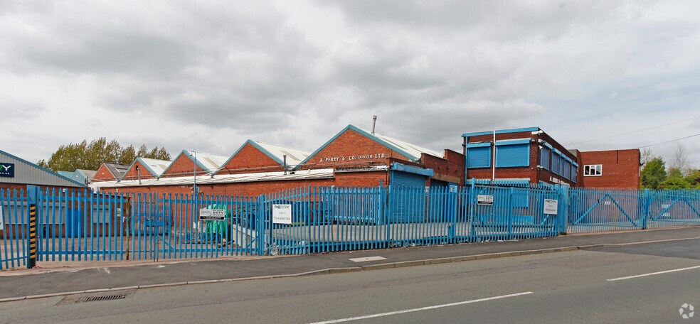 Doulton Rd, Cradley Heath à louer - Photo de l’immeuble – Image 2 sur 4