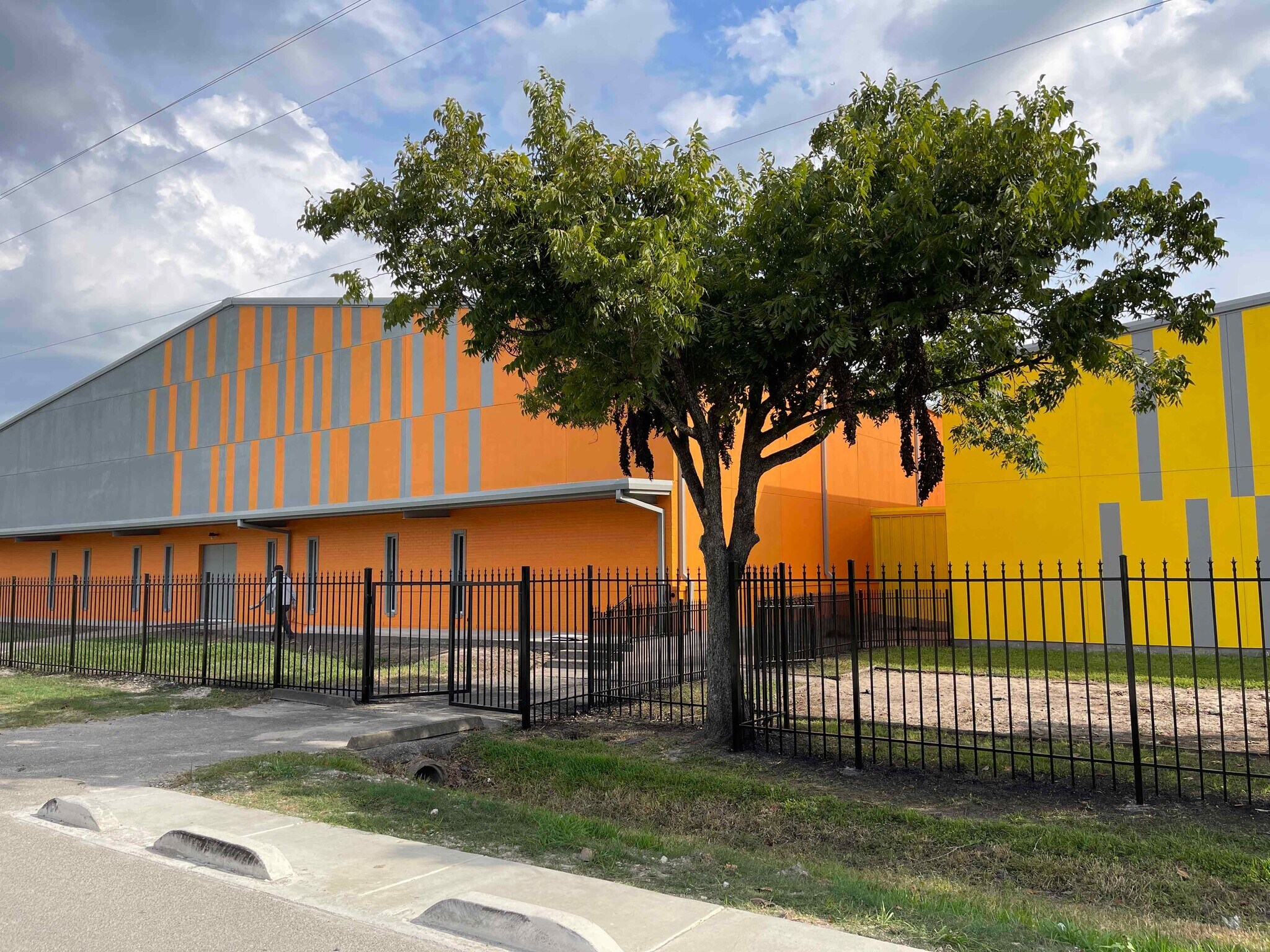 2202 Lone Oak Rd, Houston, TX à vendre Photo de l’immeuble– Image 1 sur 20