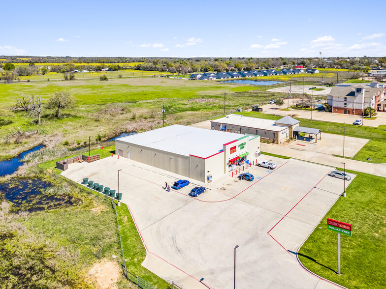 812 W US Highway 79, Franklin, TX à vendre - Photo de l’immeuble – Image 3 sur 3